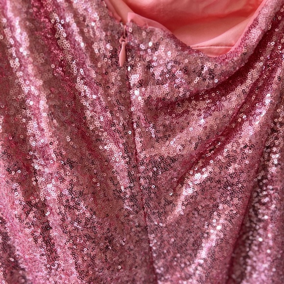 Mac Duggal Pink Sequin Pink One Shoulder Asymmetrical Dress Size 1X USA NWT - Picture 3 of 5